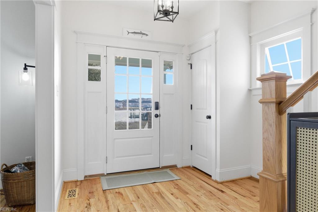 4206 Pretty Lake Ave AVE B