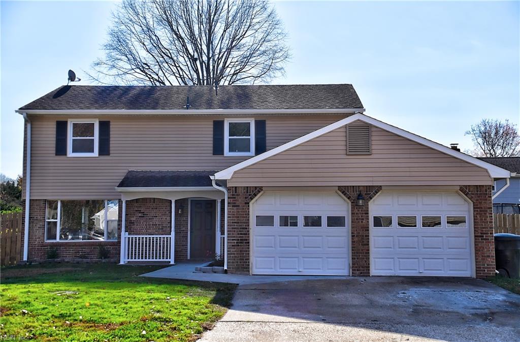 3821 Amberley Forest PL