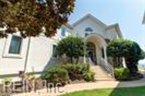 36 Bay Front PL Hampton VA 23664