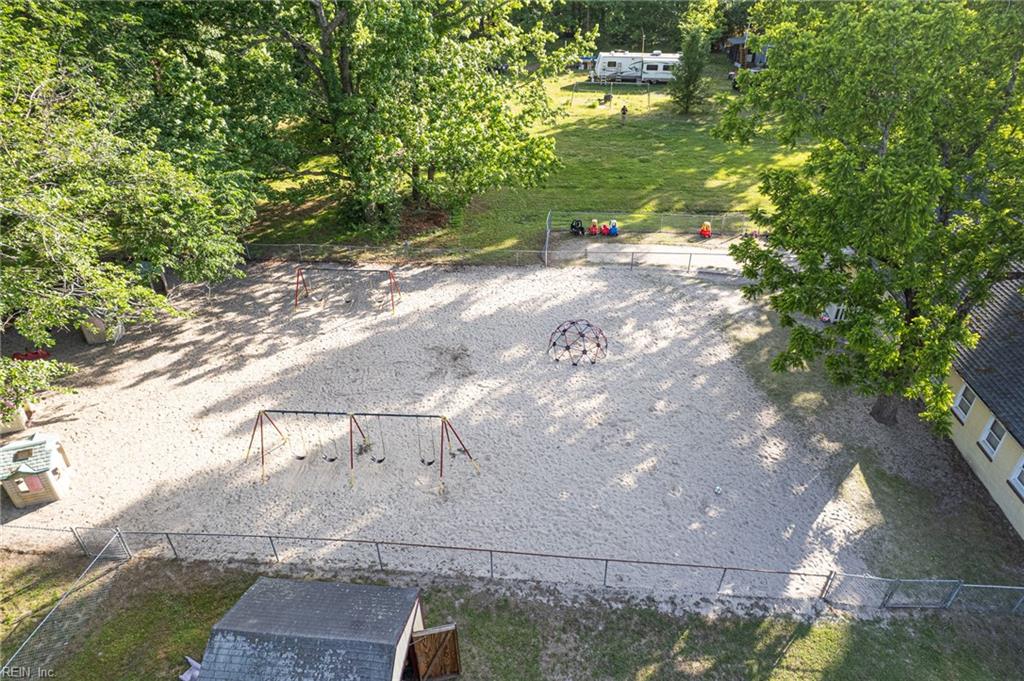4249 Taylor RD