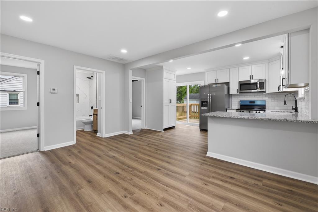 614 Ellen RD