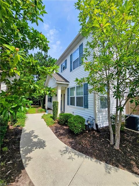 4008 Clarendon WAY Virginia Beach VA 23456