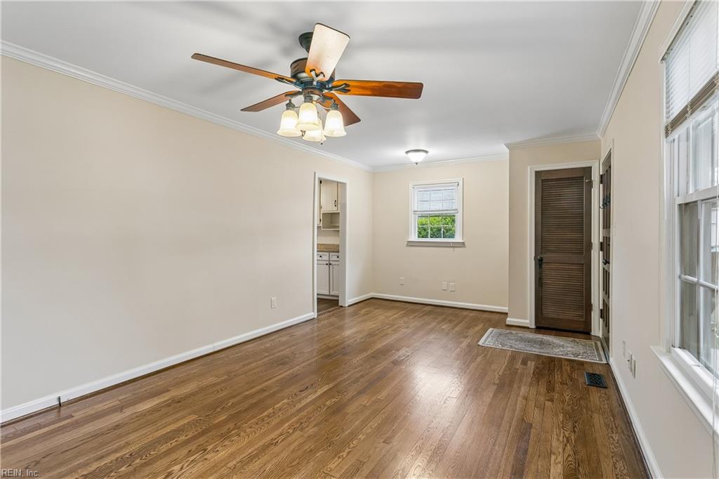 6 Hickory Hill RD