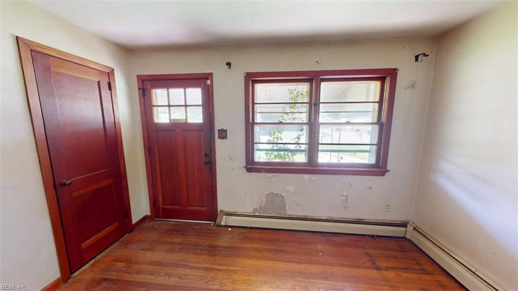 104 Effie AVE