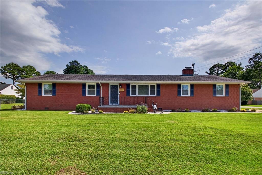 5441 N Sunland DR