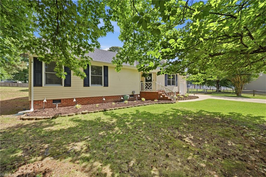109 Davenport CT