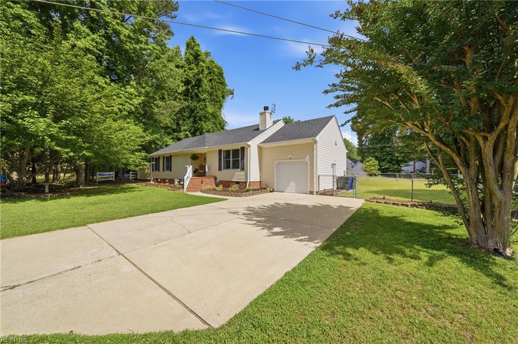 109 Davenport CT