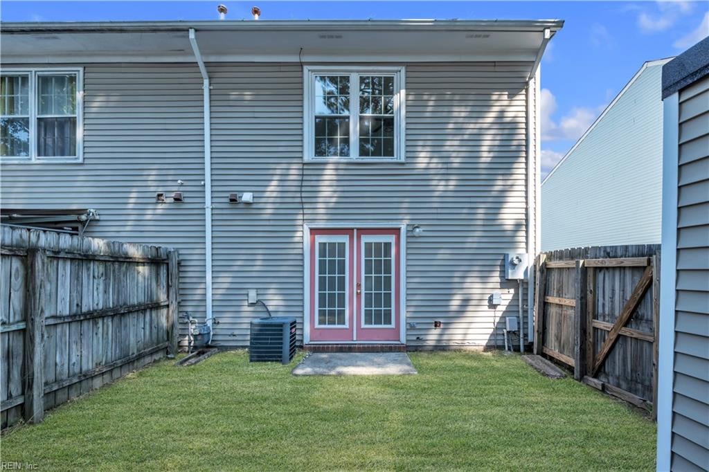 416 Hollomon DR