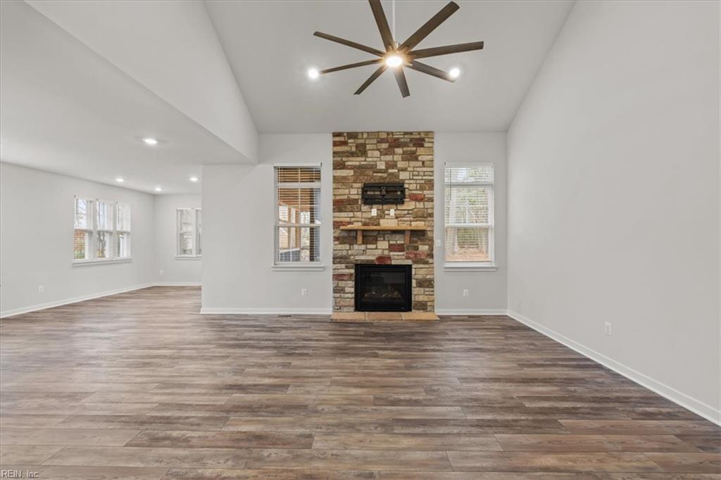 9213 Moldova RD
