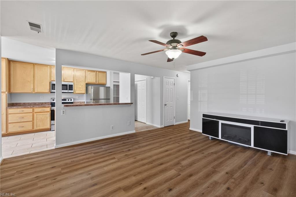 1802 Chantilly CT