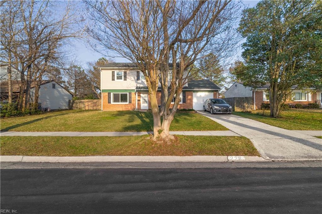 228 Palace Green BLVD