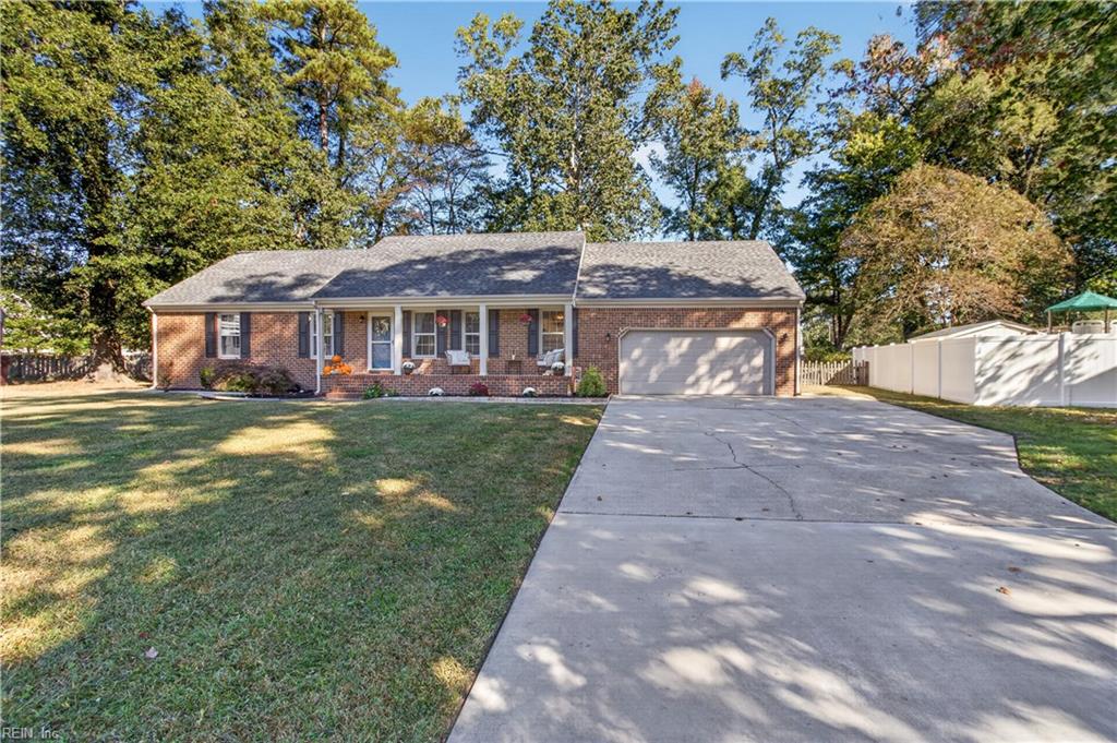 405 Bridle CT