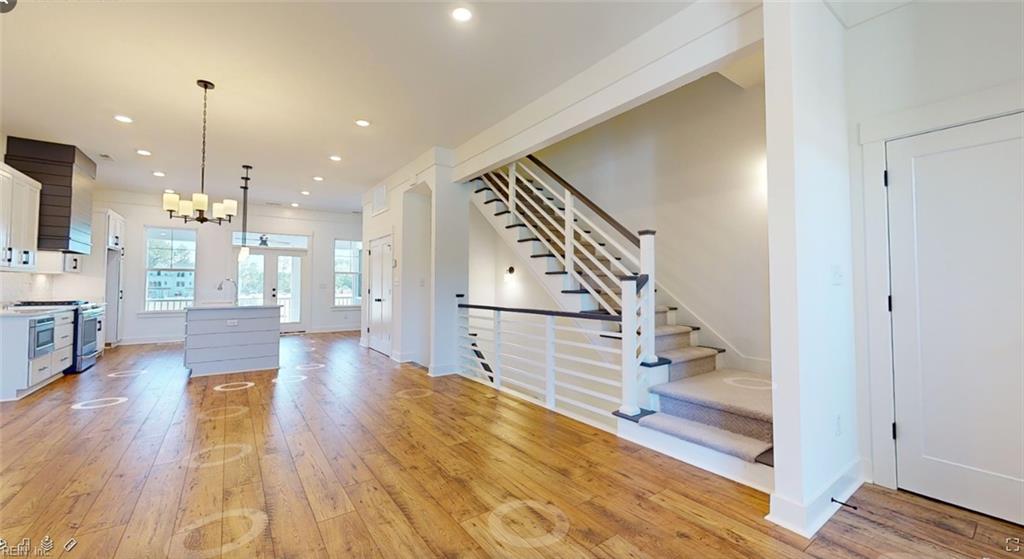908 Jennings Ln