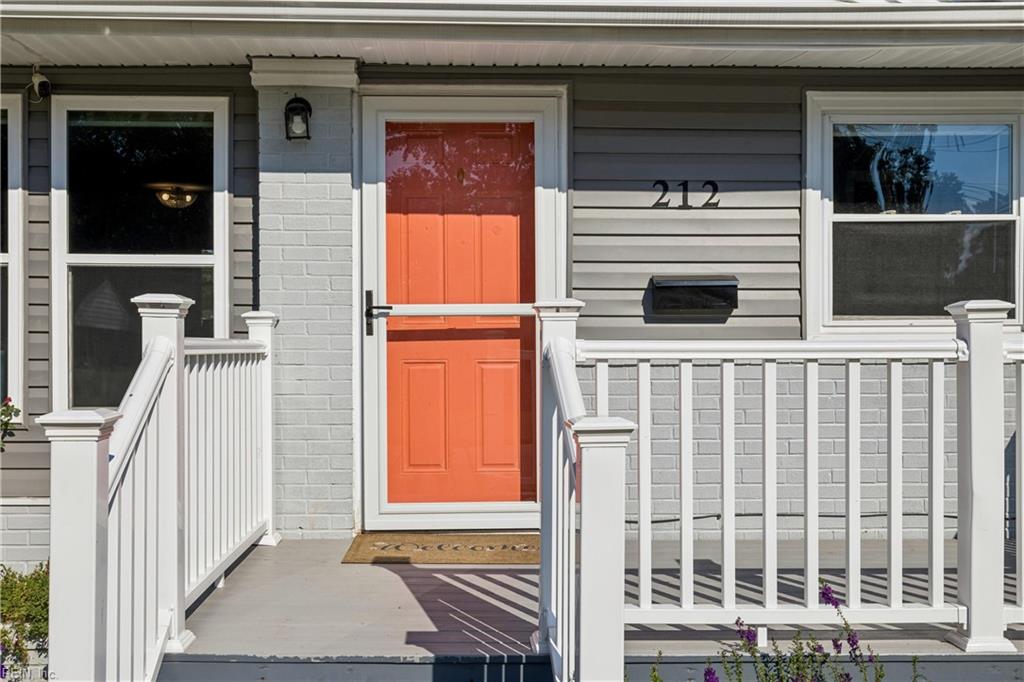 212 Lynnhaven DR