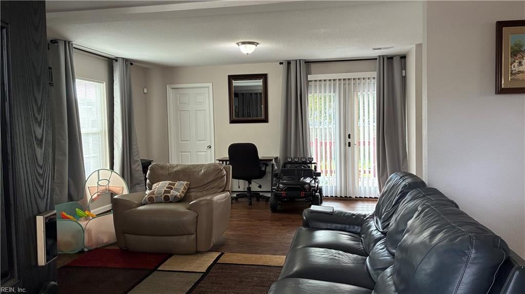 319 Rogers AVE