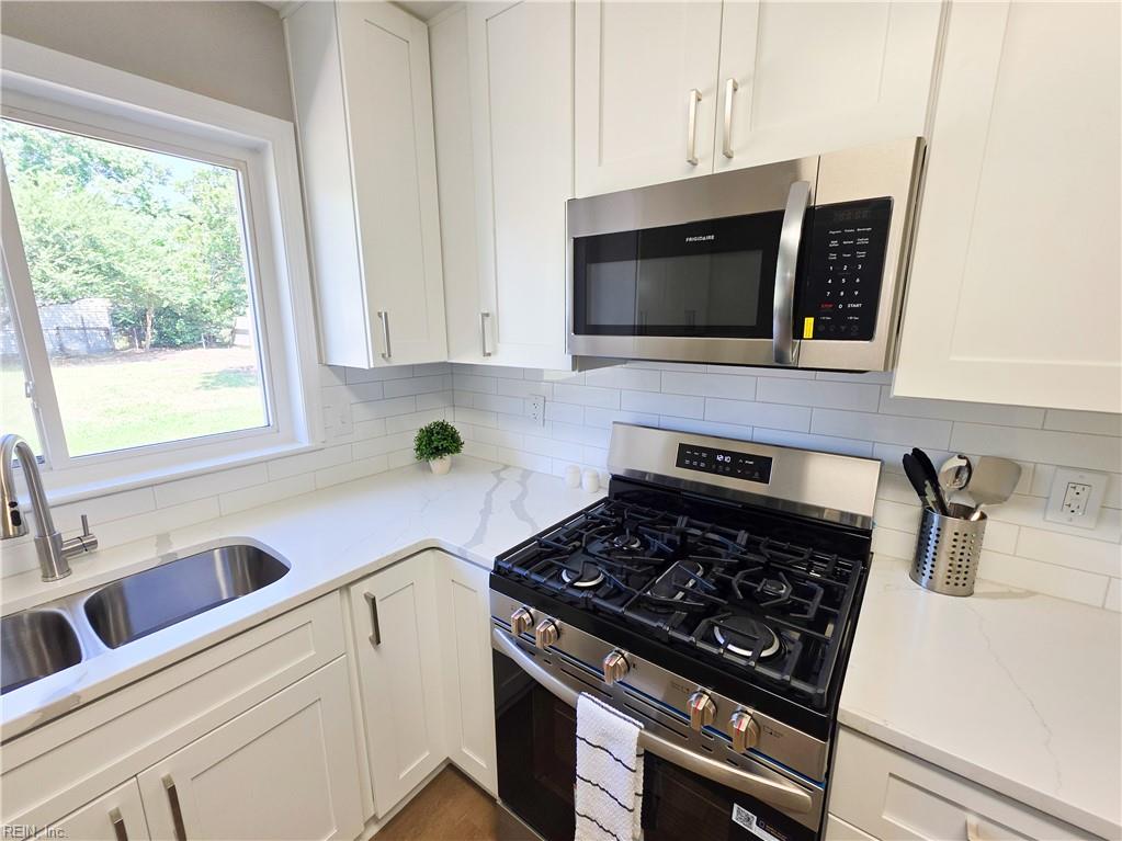 3428 Silina DR