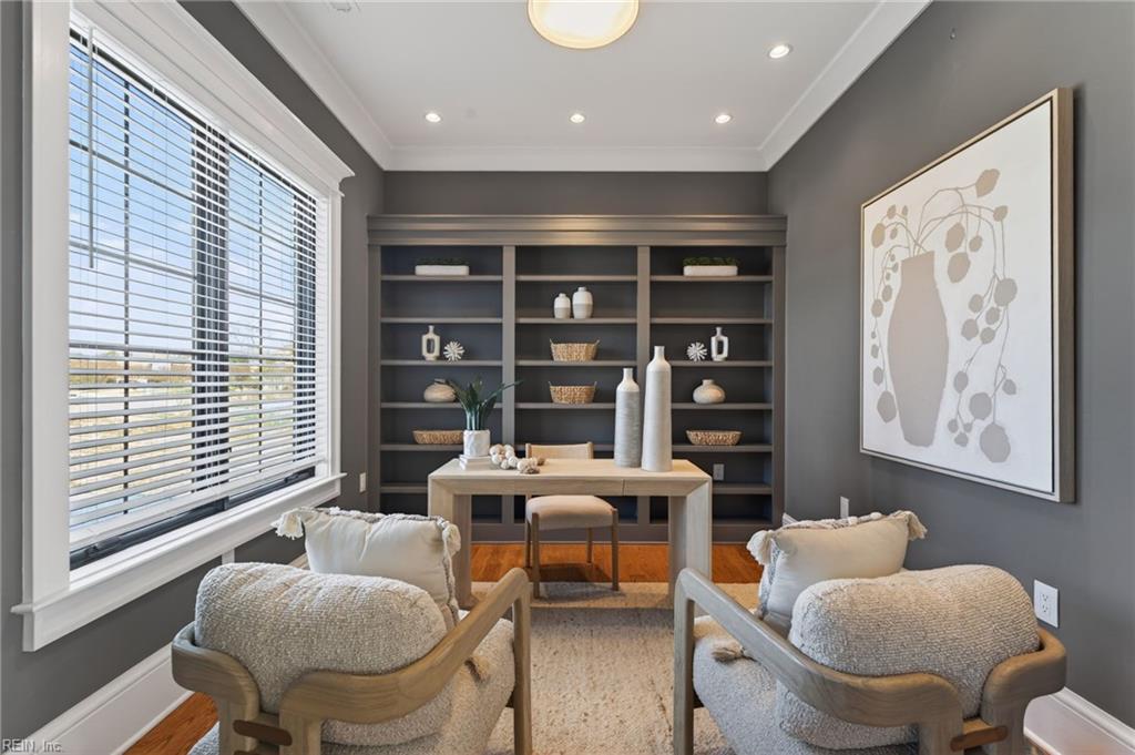 230 Wentworth CT