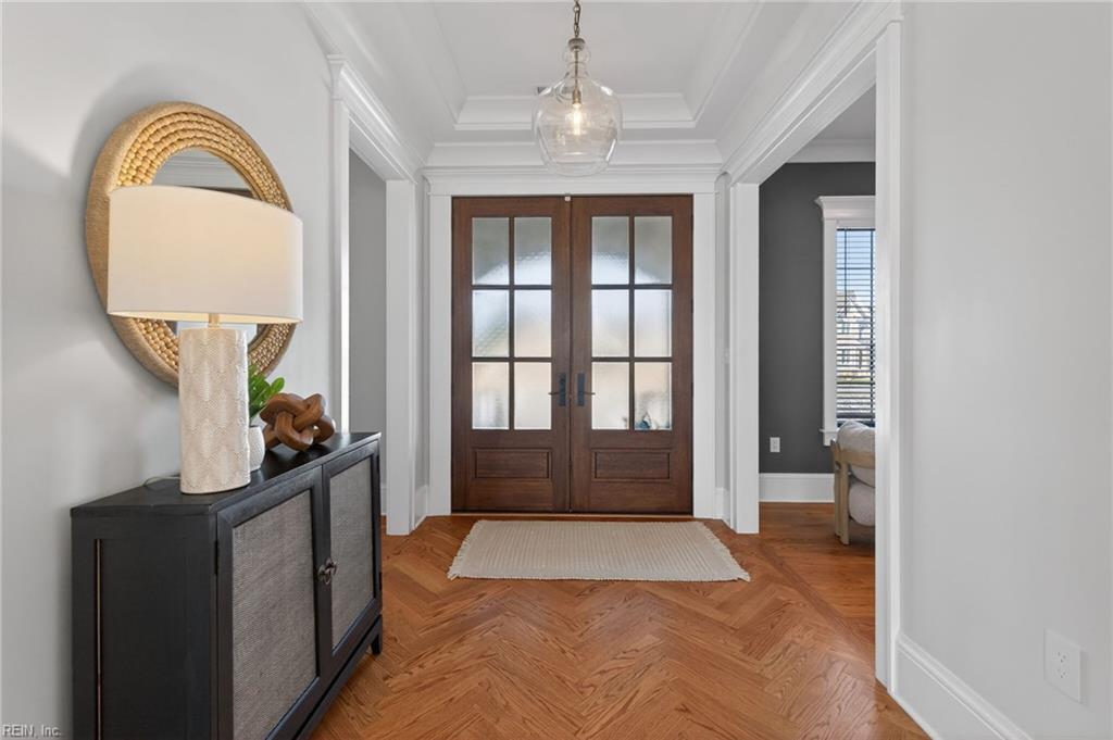 230 Wentworth CT