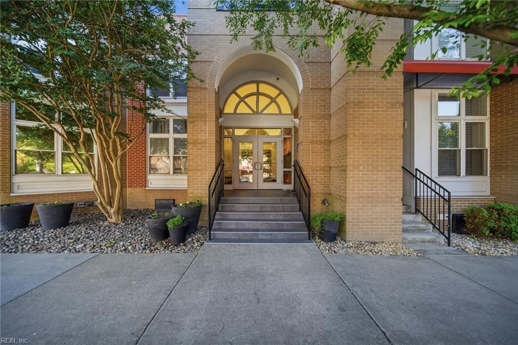 388 Boush ST 107