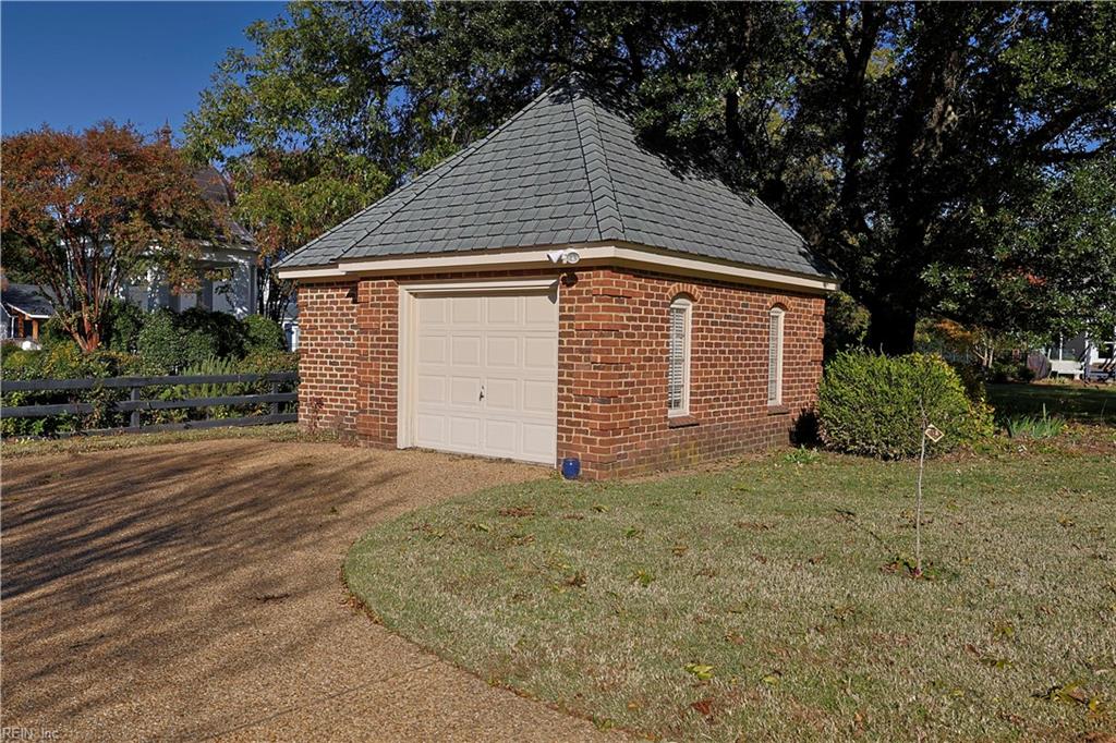 4 Cedar Point DR