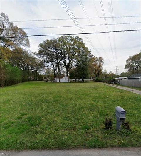 2053 Iowa ST Chesapeake VA 23323