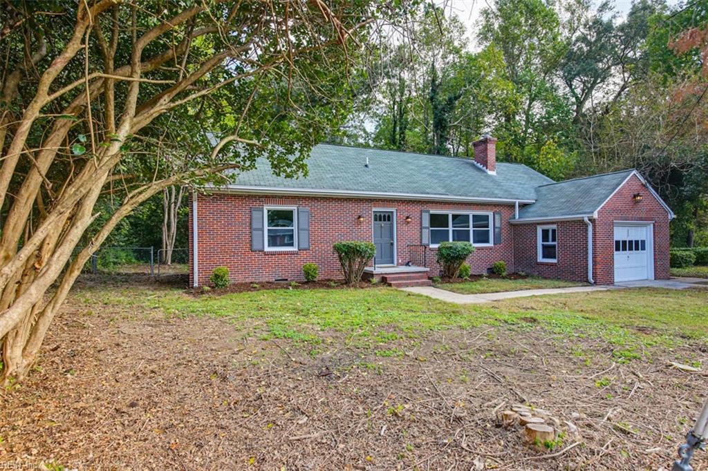 686 Winthrop RD