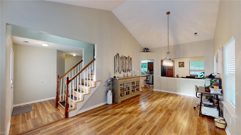 2437 Rockwater CIR