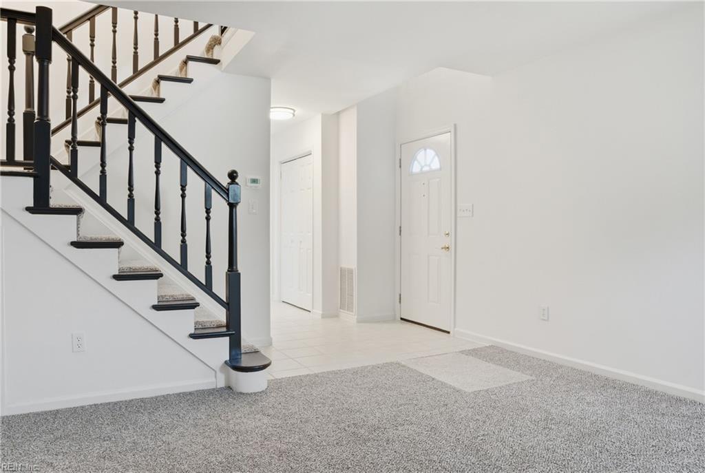 294 Eaton ST