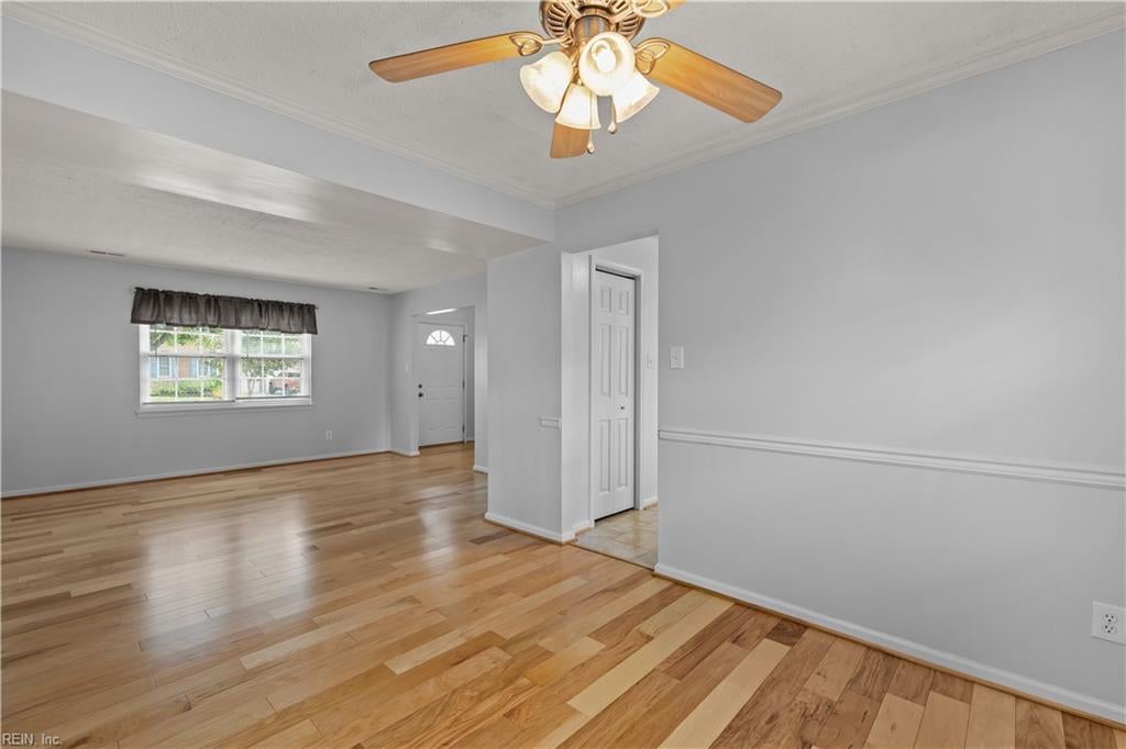 873 Stacey PL