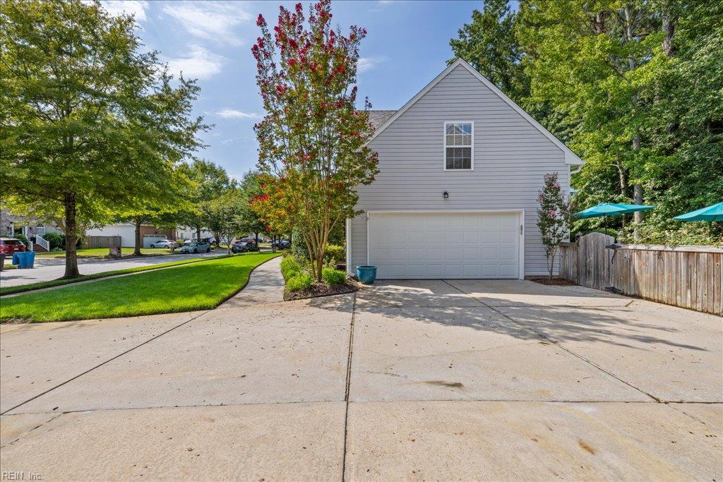 1808 Capel Manor WAY