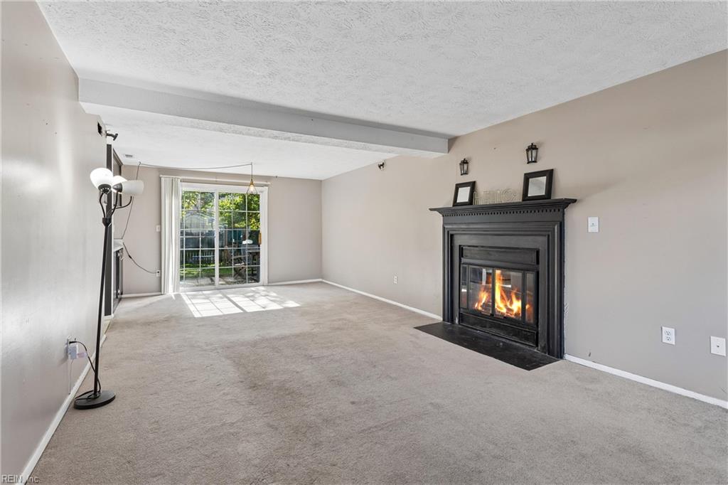 204 Charlotte DR