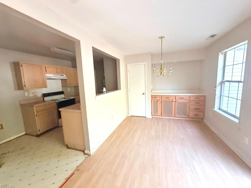 5297 Bardith CIR