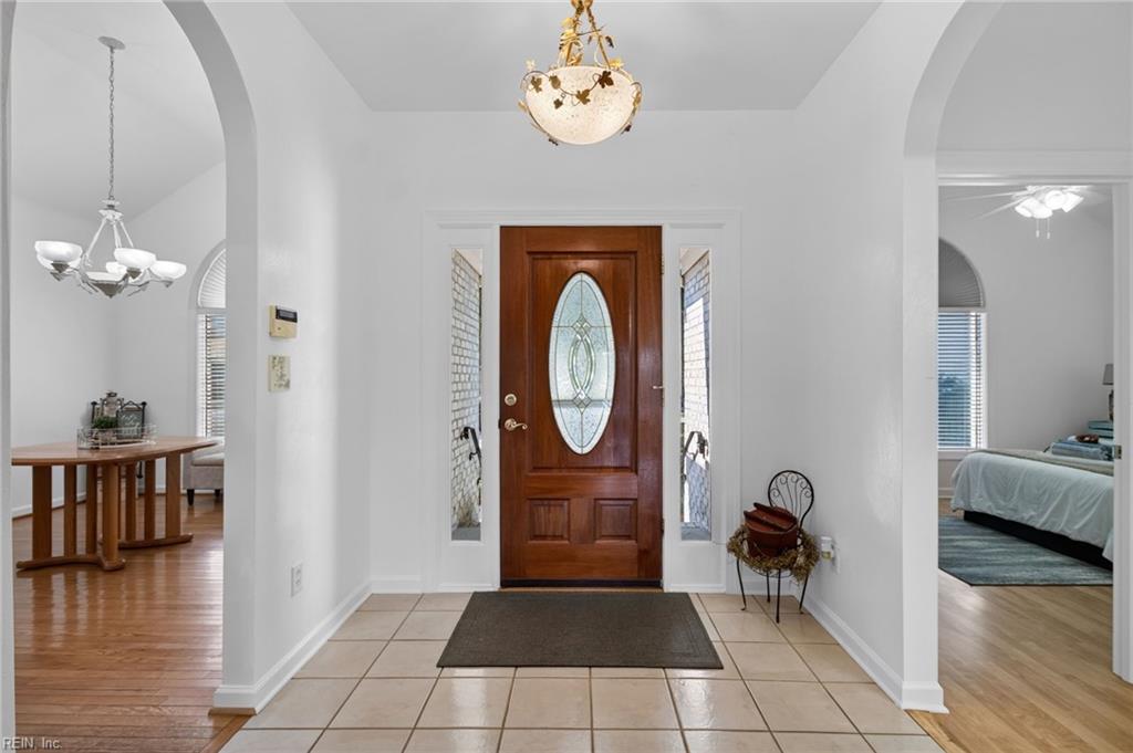 5836 Woodstock PT