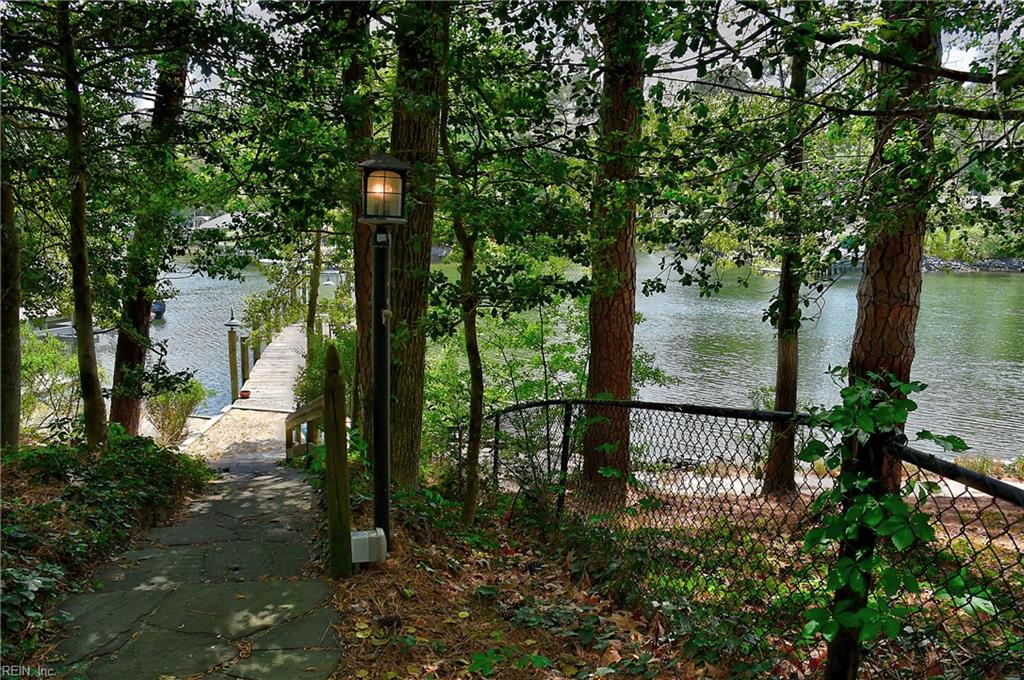 1418-A N Woodhouse RD