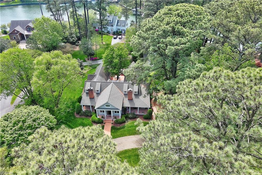 1418-A N Woodhouse RD