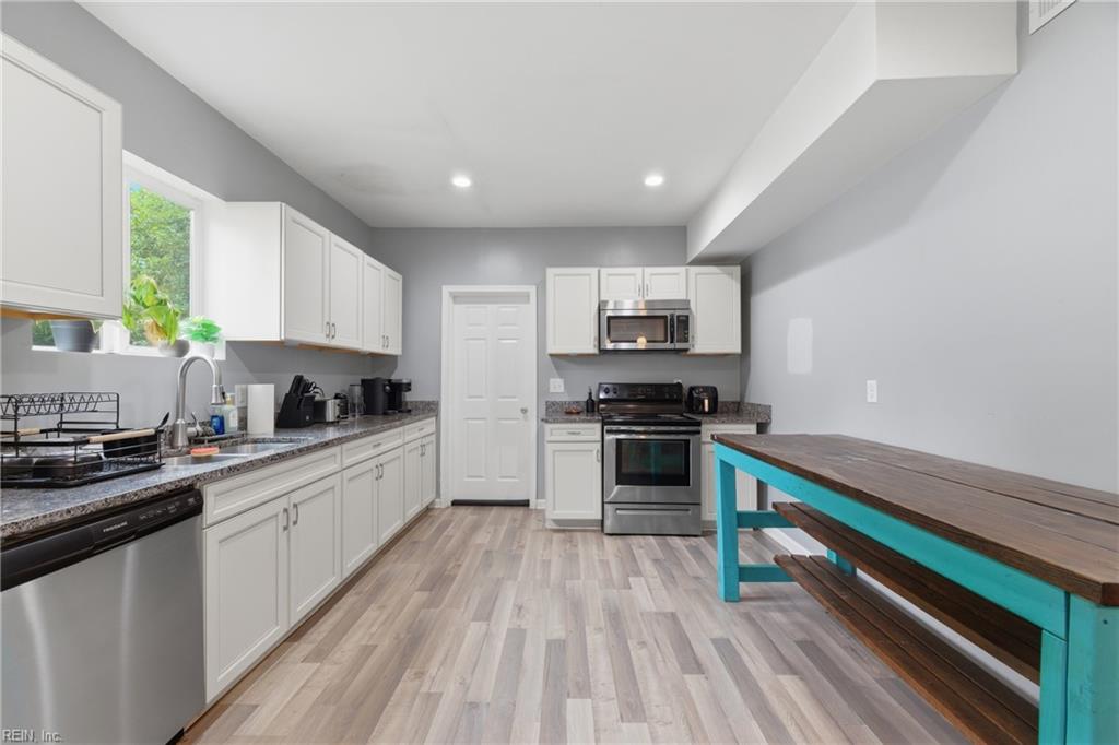 139 Locust AVE