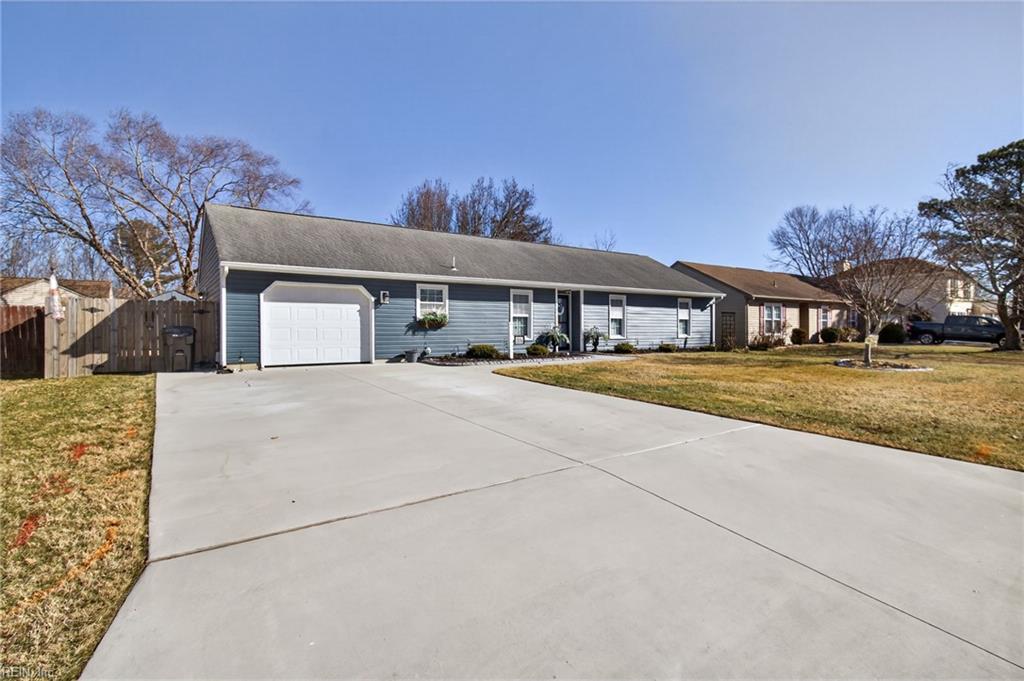 1116 Lowland Cottage LN