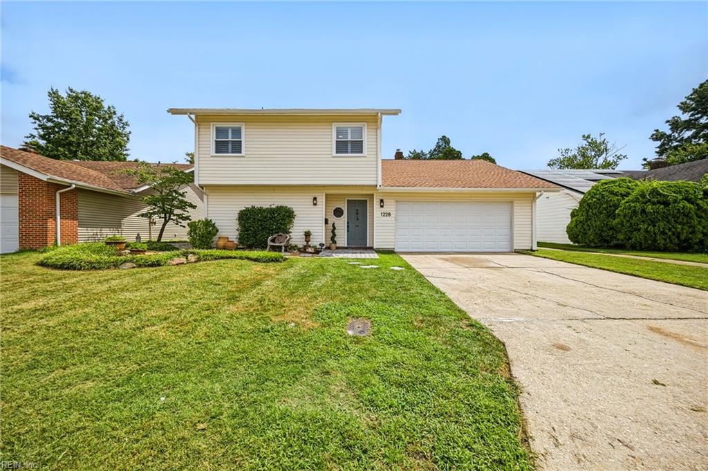 1228 Ginger CRES