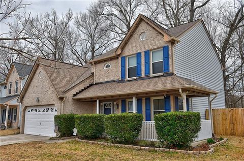 4528 Hollingsworth LN Virginia Beach VA 23456