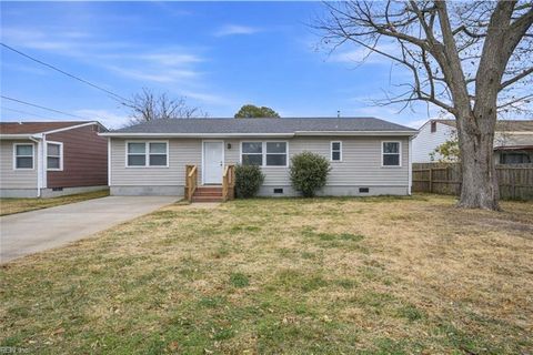 1307 Colebrook DR Hampton VA 23669