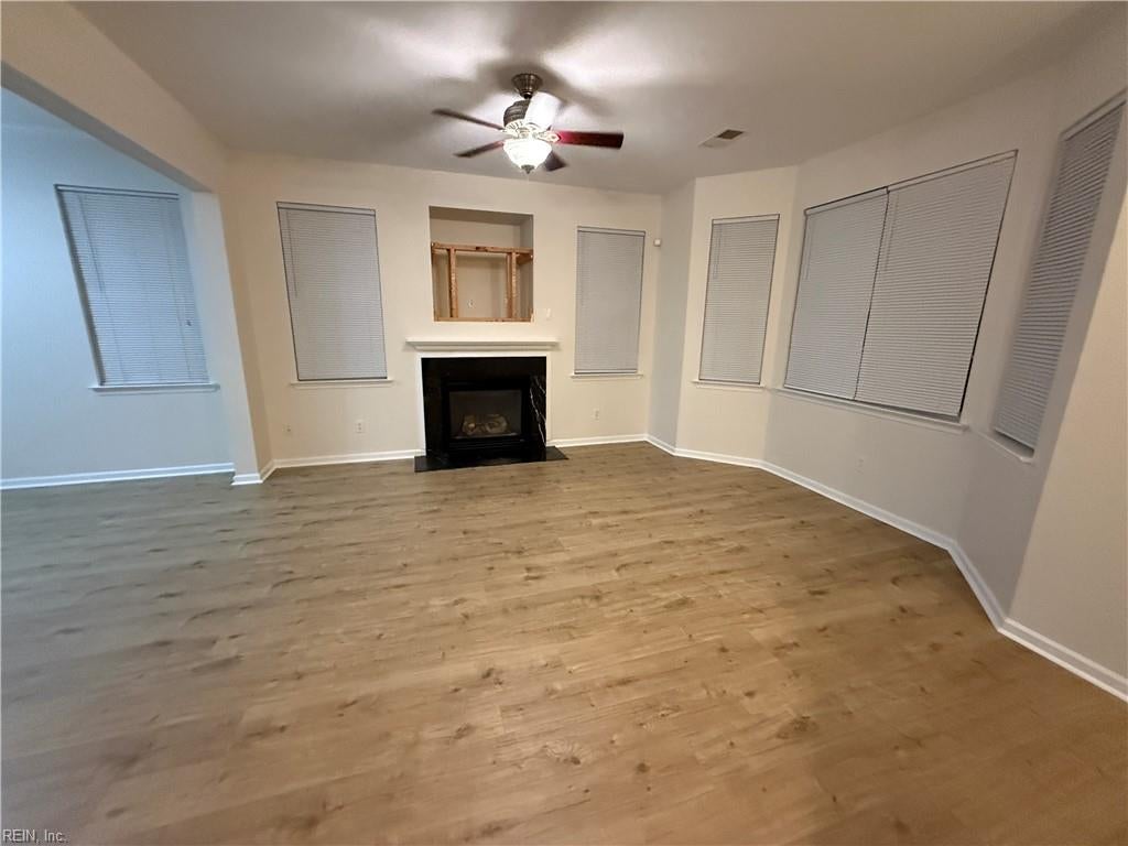 3748 Cainhoy LN