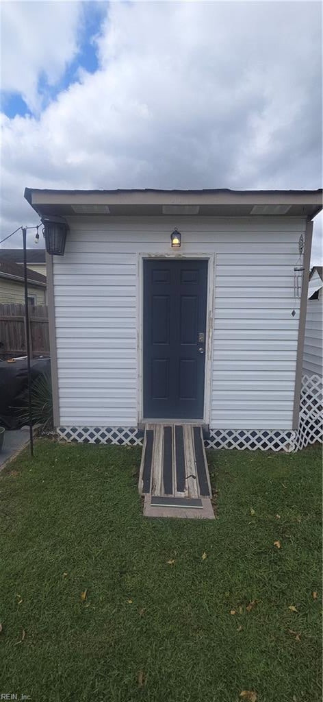 4736 Rugby RD