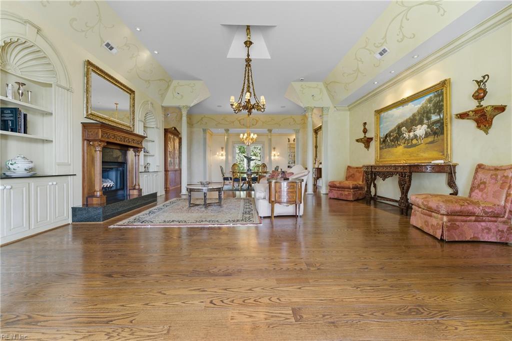 2069 Munden Point RD