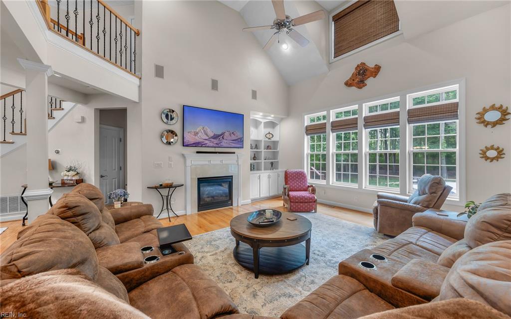 772 Sandbridge RD