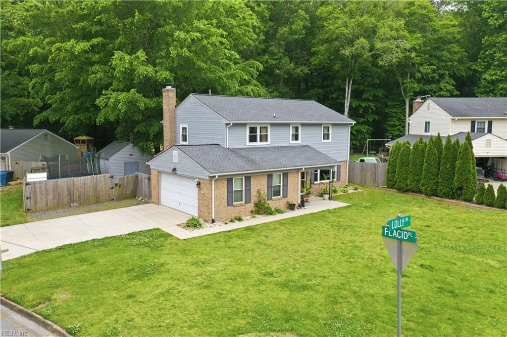 1705 Lolly CIR