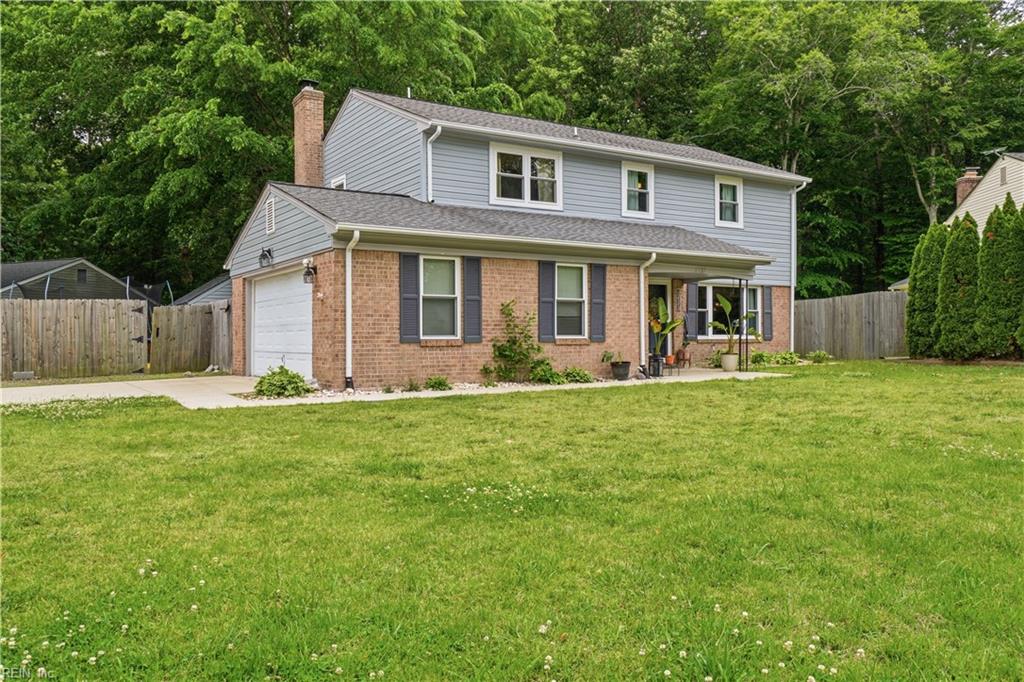 1705 Lolly CIR