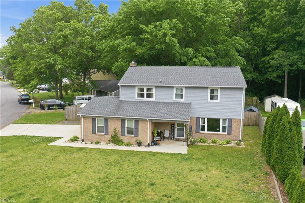 1705 Lolly CIR