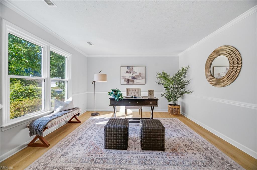 122 Michaels Woods DR
