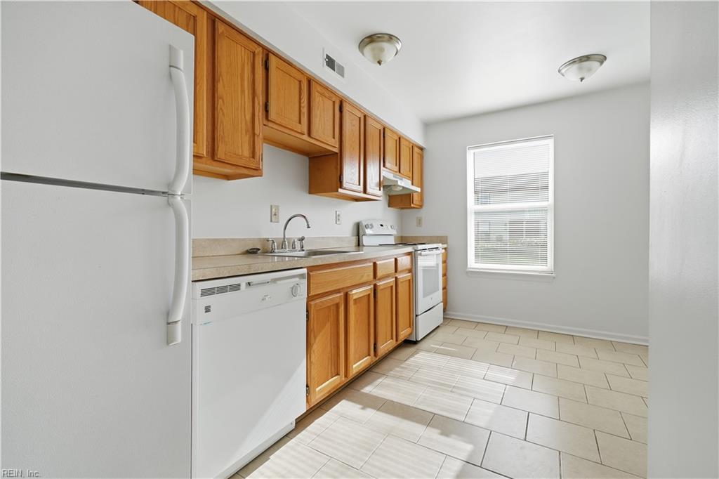 8534 Chesapeake BLVD