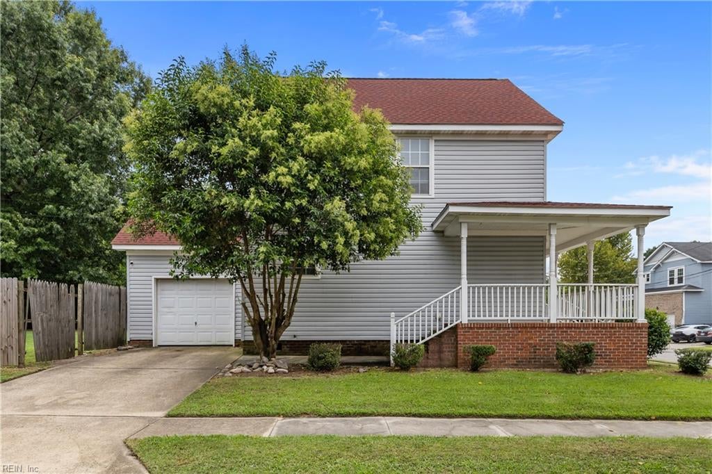 302 Poplar AVE